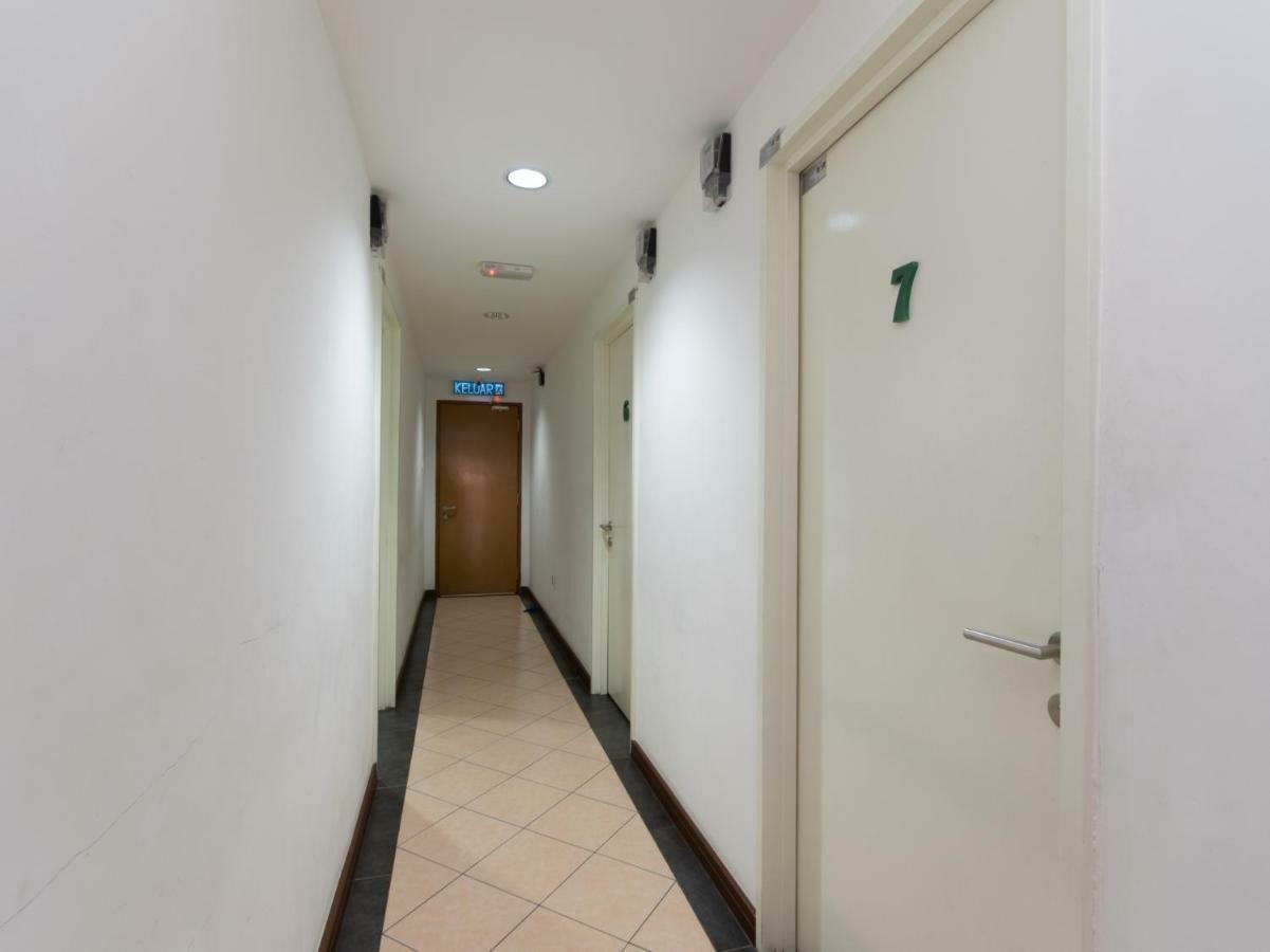 Oyo 89345 Api-Api Gh Hotel Kota Kinabalu Exterior foto